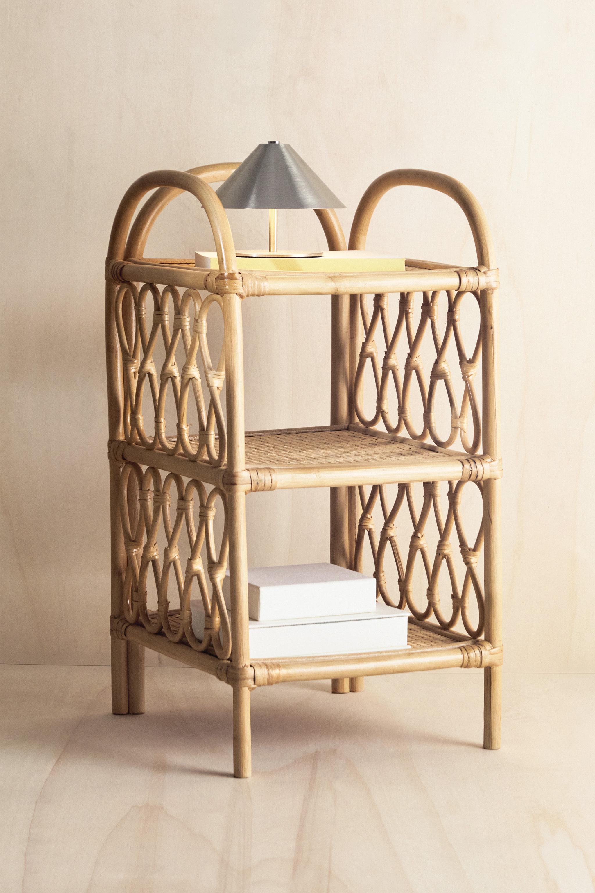 CHAISE DE NUIT ROTIN